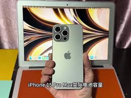 苹果15pro怎样连接爱思助手